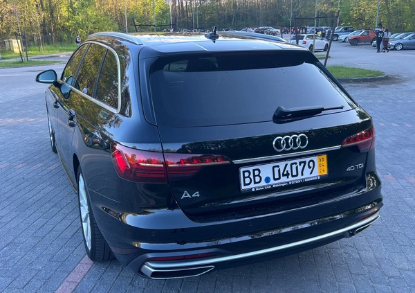 Audi A4 cena 139900 przebieg: 122900, rok produkcji 2020 z Góra małe 781